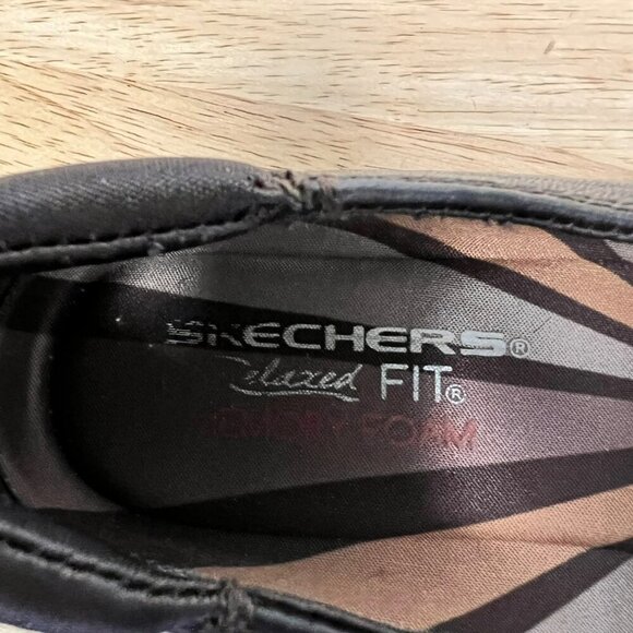 Skechers Women’s Memory Foam Loafers Brown Leather Size 8 - Picture 8 of 9